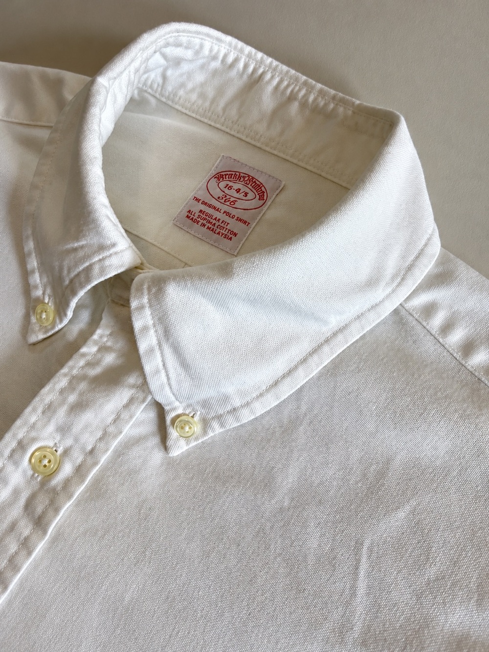 Brooks Brothers 346 Men’s White Oxford Button-Down Shirt 16 4/5 Regular Fit